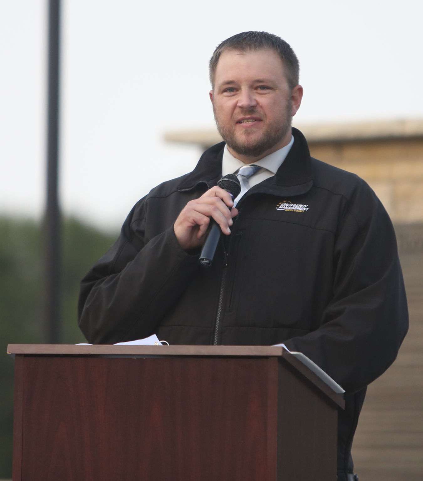 091121-qc-nws-LeClaireMemorial-05.JPG